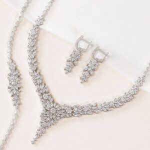 سرویس نقره عروس کد 11131 طرح برلیان با نگین زیرکنیا